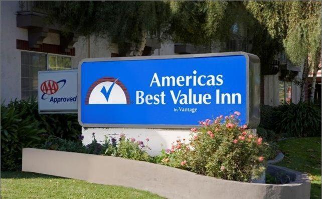 Americas Best Value Inn San Jose Convention Center מראה חיצוני תמונה